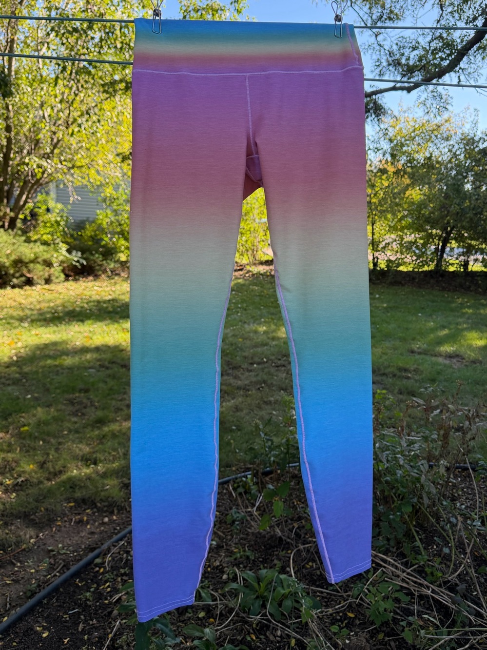 Colorado Threads ombré yoga leggings